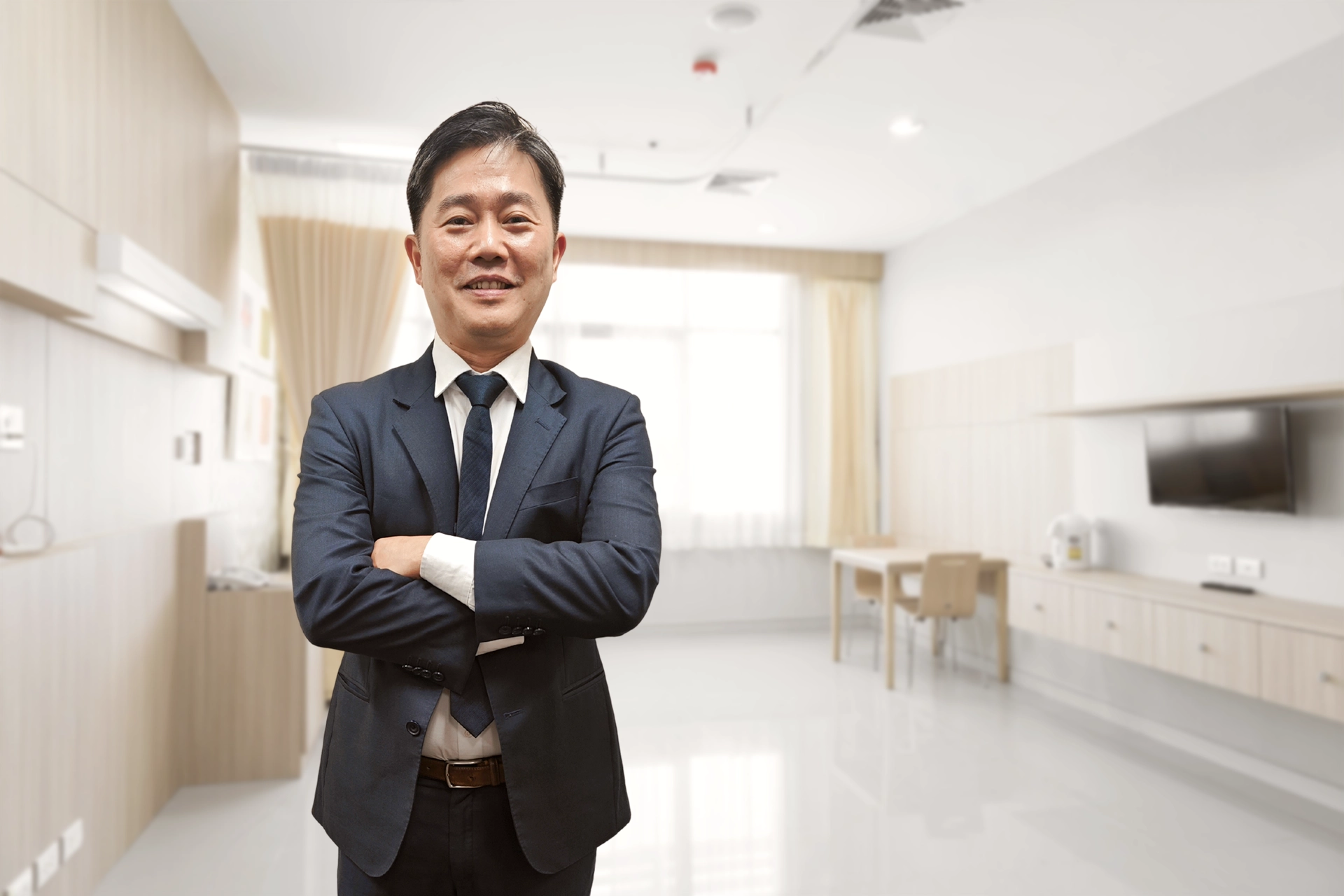 Dr Roger-profile